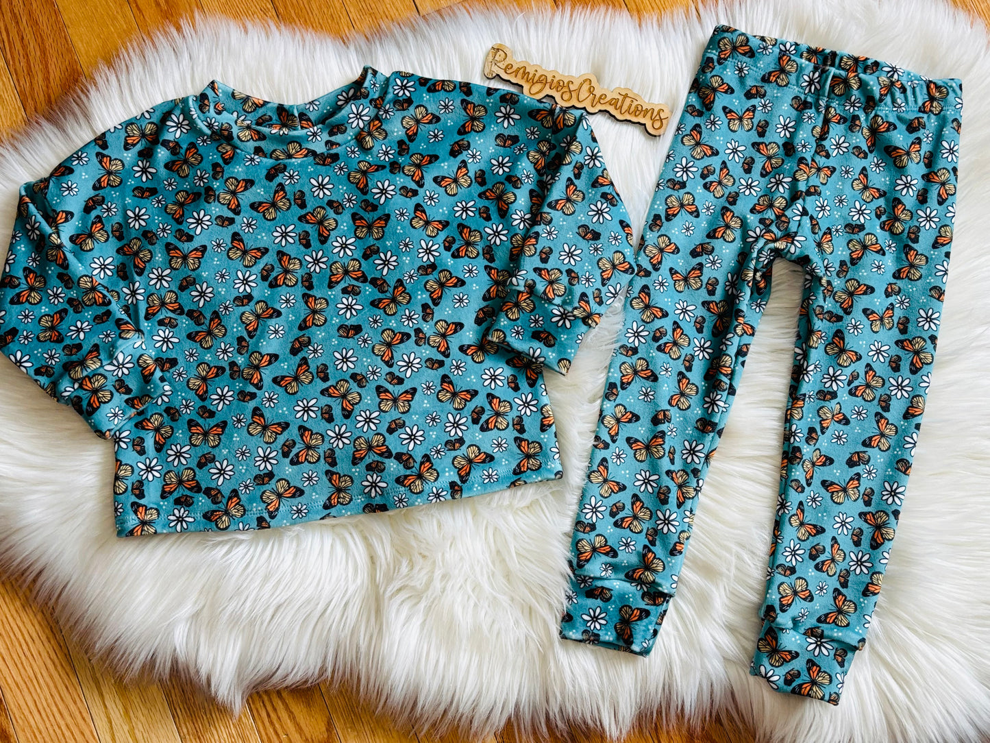 RTS Velvet 2T Leggings Lounge Set