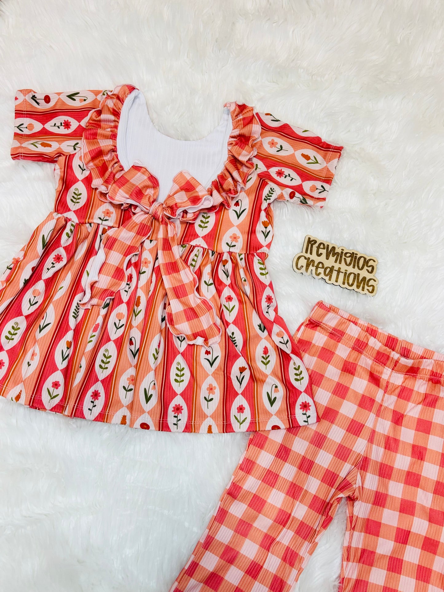 RTS 7Y Ruffle Bow Top w/Slim Flares