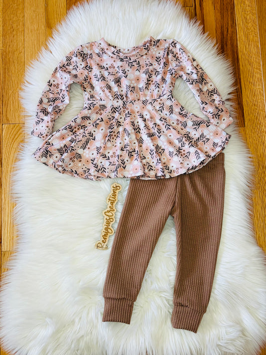 Brown Floral Peplum Top w/Leggings