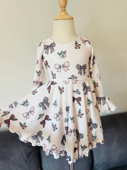 RTS 18-24 Tofino Dress w/Bell Sleeves