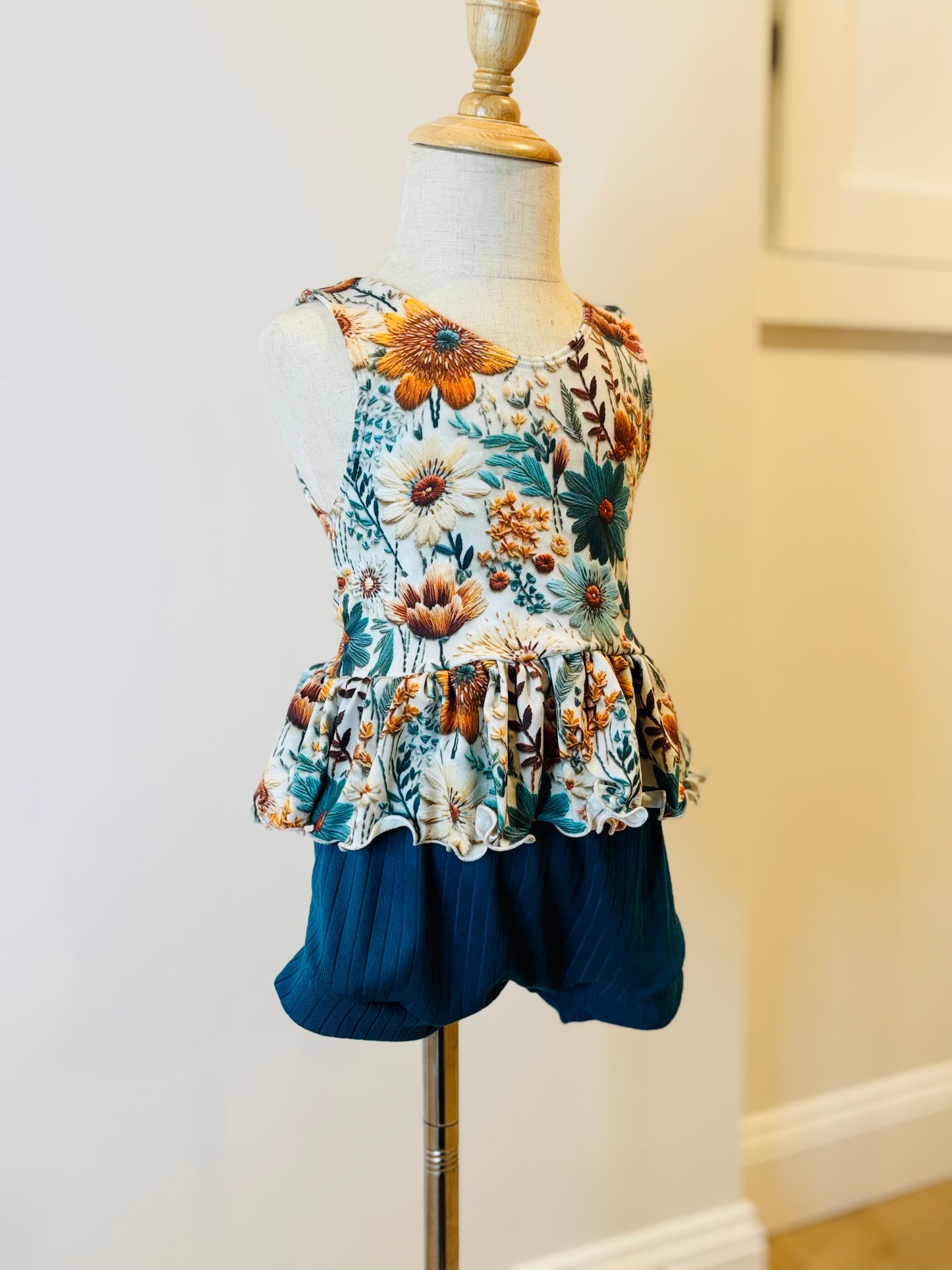 RTS 2T Paisley Top w/Shorties